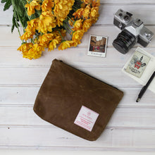 Load image into Gallery viewer, large tan zipper pouch on the desk with camera, pen and flowers
